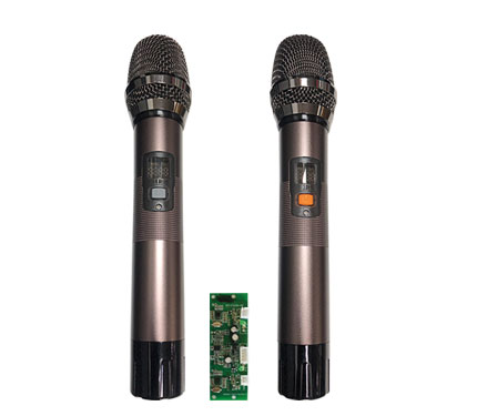 Microphone 02